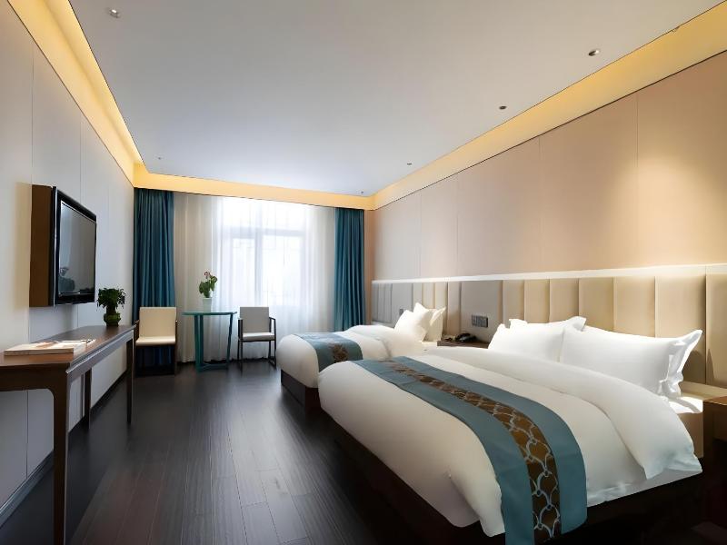 Chinese Culture Holiday Hotel-Nanluoguxiang image