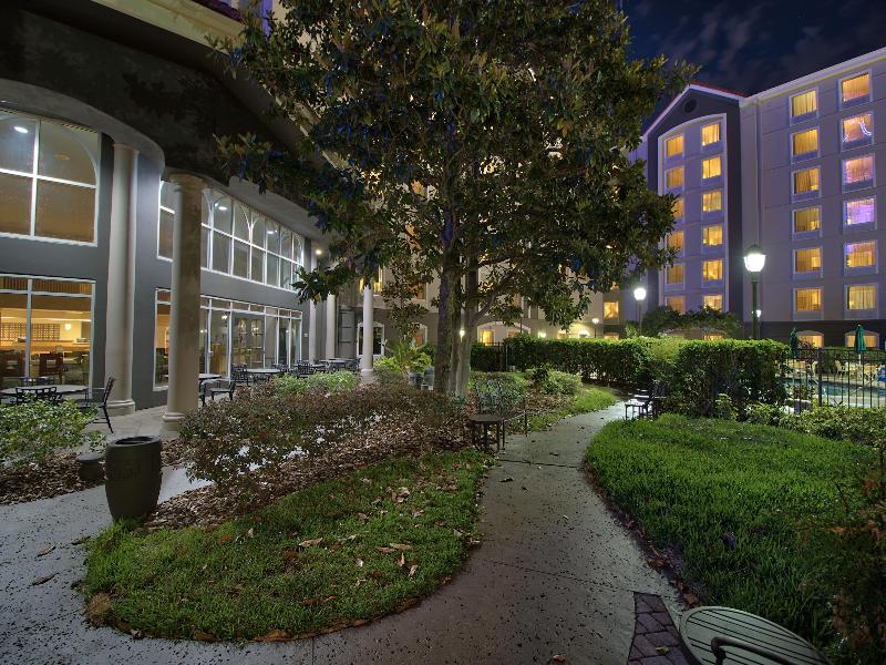 La Quinta Inn and Suites Orlando Convention Center image