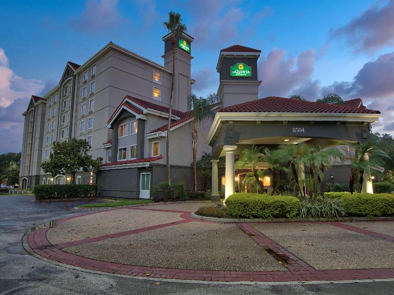 La Quinta Inn and Suites Orlando Convention Center image