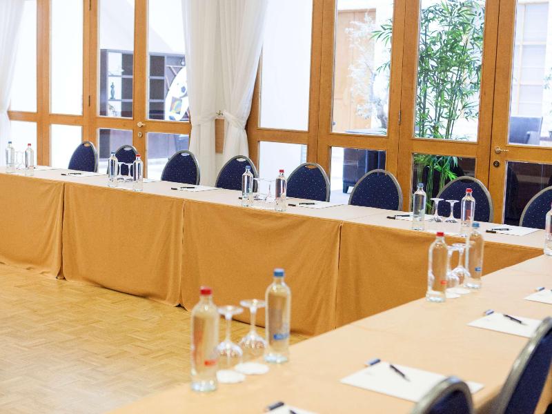 ibis Styles Brussels Centre Rogier image