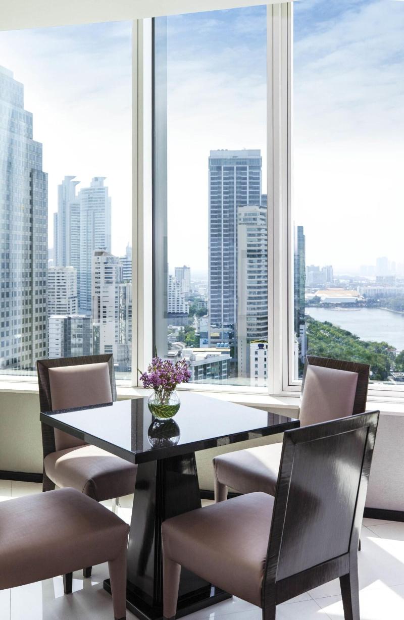 Grande Centre Point Hotel Terminal 21 image