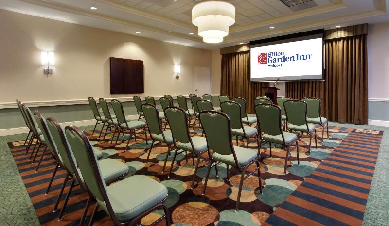 Hilton Garden Inn Waldorf image