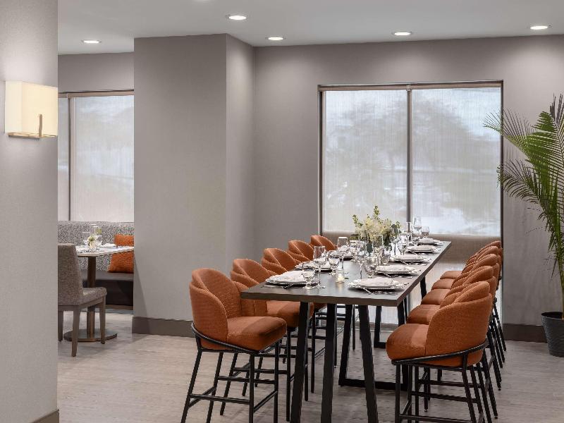 DoubleTree by Hilton Hotel Las Vegas Airport image