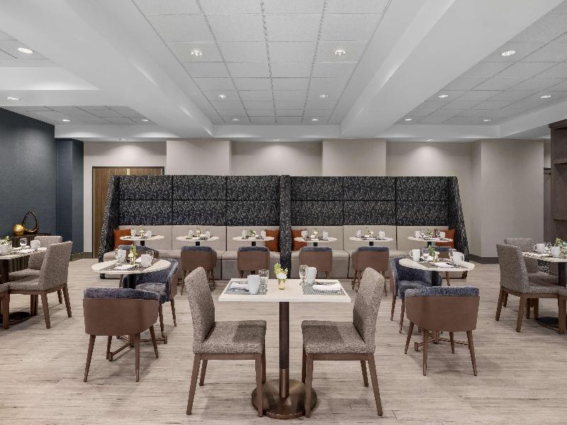 DoubleTree by Hilton Hotel Las Vegas Airport image