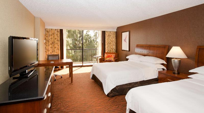 Hilton Orange County Costa Mesa image