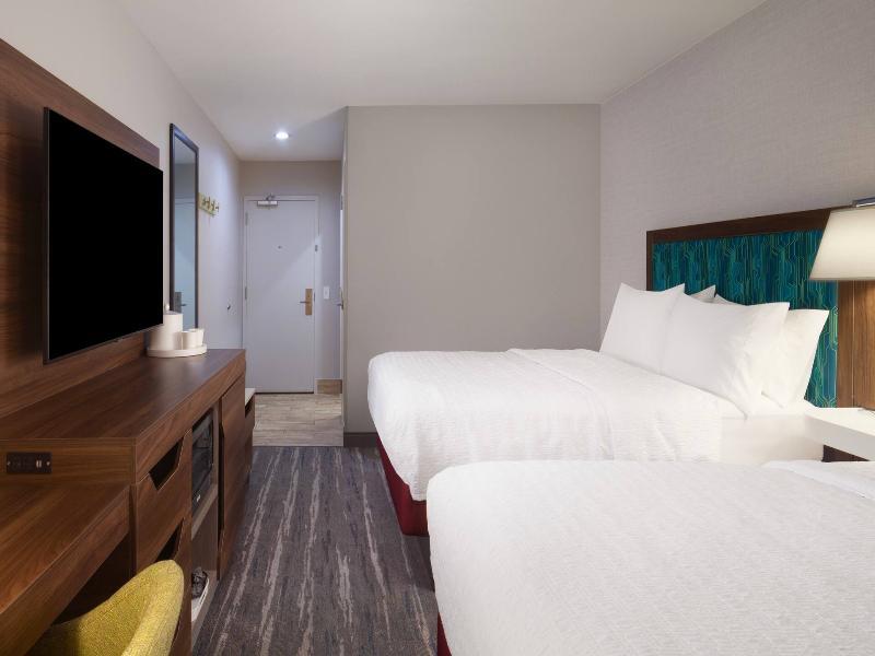 DOUBLE Accessible Two Double beds