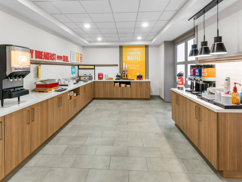 Hampton Inn & Suites Fort Worth/Forest Hill image