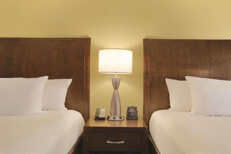 Hilton Garden Inn Anaheim/Garden Grove image