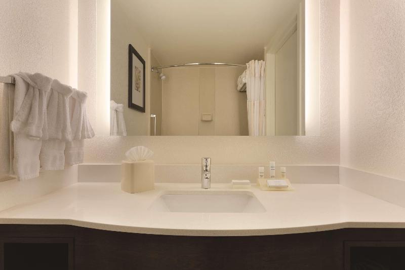 Hilton Garden Inn Anaheim/Garden Grove image