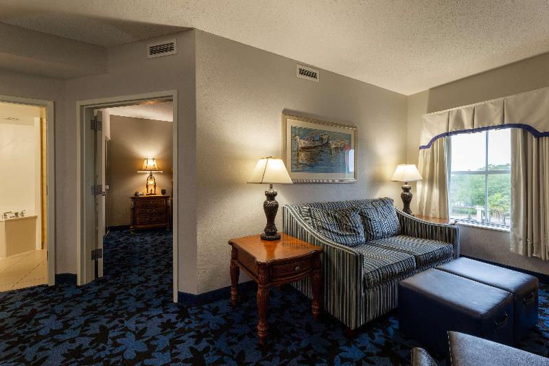Hampton Inn & Suites Jacksonville Southside