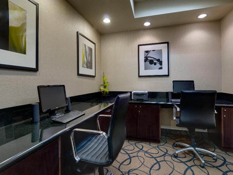 voco Orange County – Airport by IHG — general view