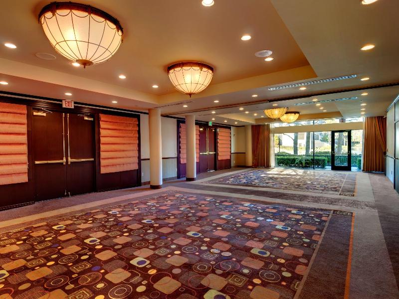 voco Orange County – Airport by IHG image