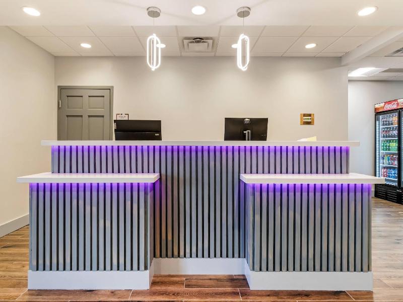 Hampton Inn Livingston image