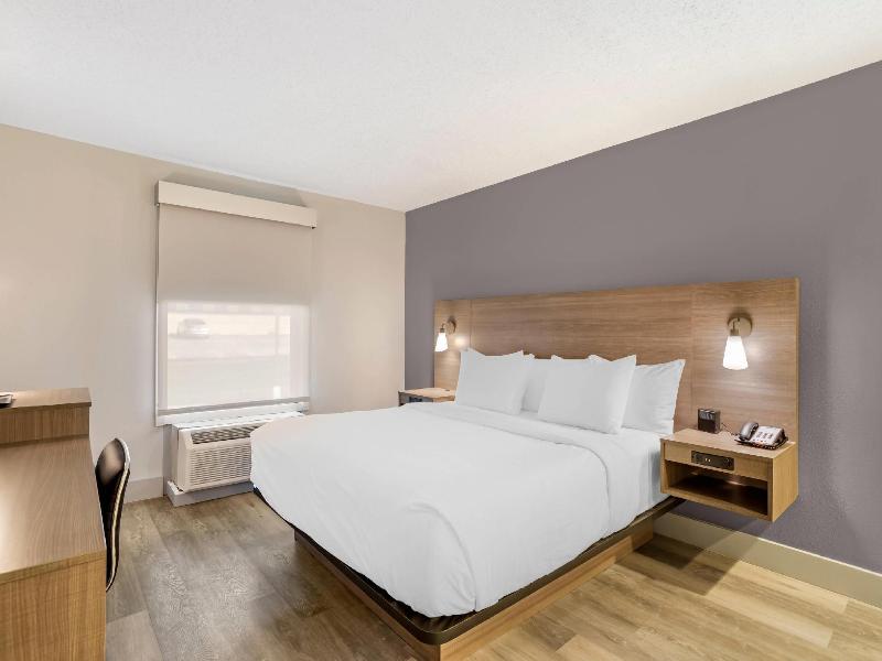 Hampton Inn Livingston image