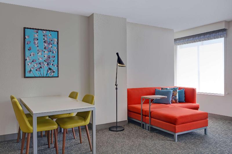 Hilton Garden Inn Jacksonville JTB/Deerwood Park — photo 106