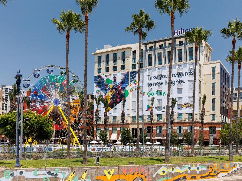 Hilton San Diego Gaslamp Quarter image