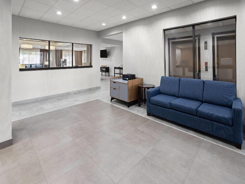 Wingate by Wyndham Buckhannon image