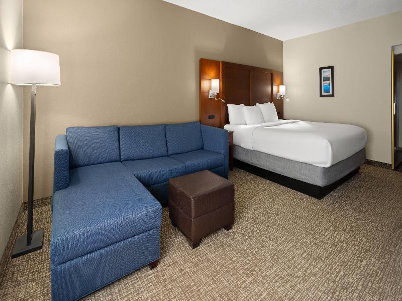 Wingate by Wyndham Buckhannon image