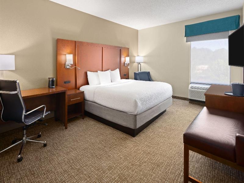 Wingate by Wyndham Buckhannon image