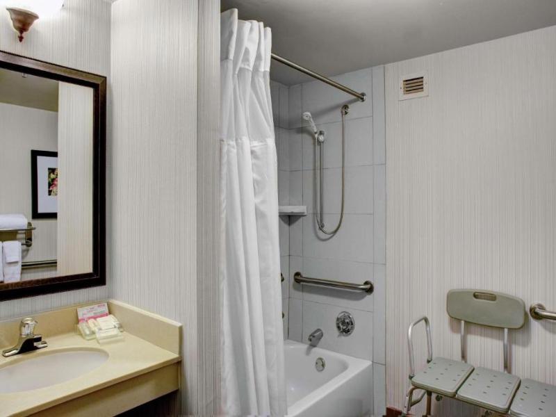 Hilton Garden Inn Atlanta North/Alpharetta image