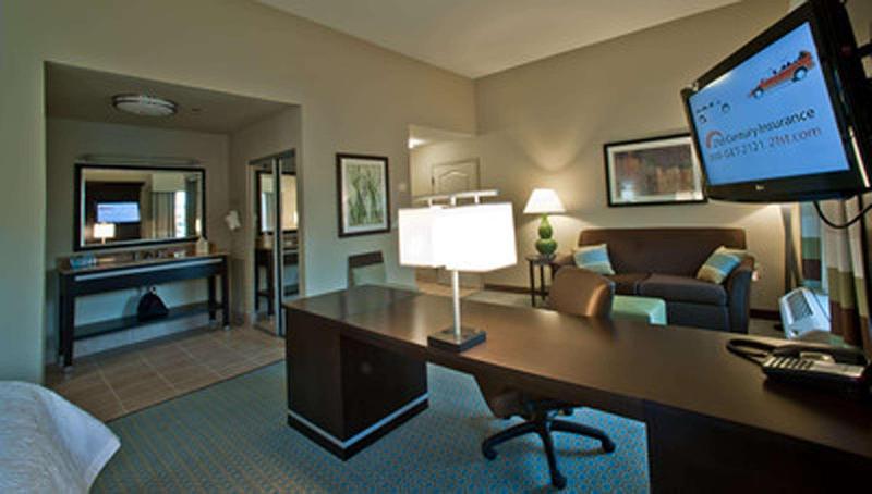 Hampton Inn & Suites Denison, TX