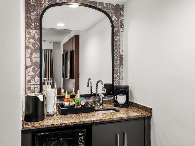 Embassy Suites by Hilton LAX Airport South image