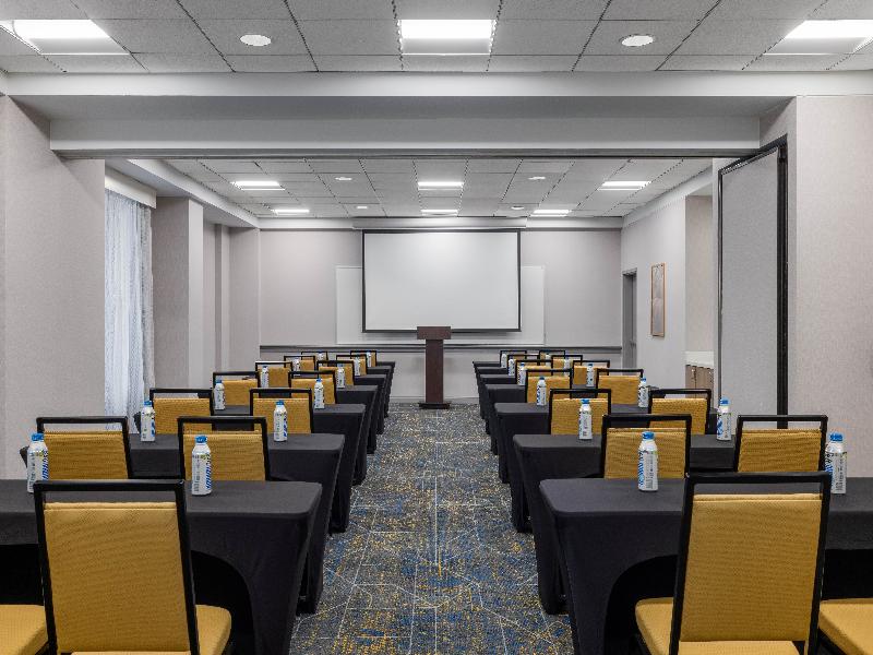 Hampton Inn Washington-Dulles Int'l Airport South image