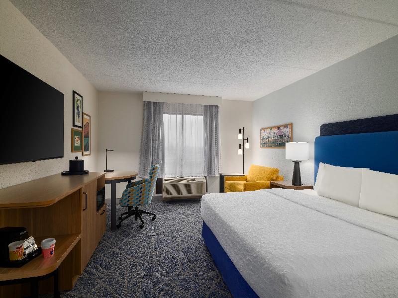 Hampton Inn Washington-Dulles Int'l Airport South image