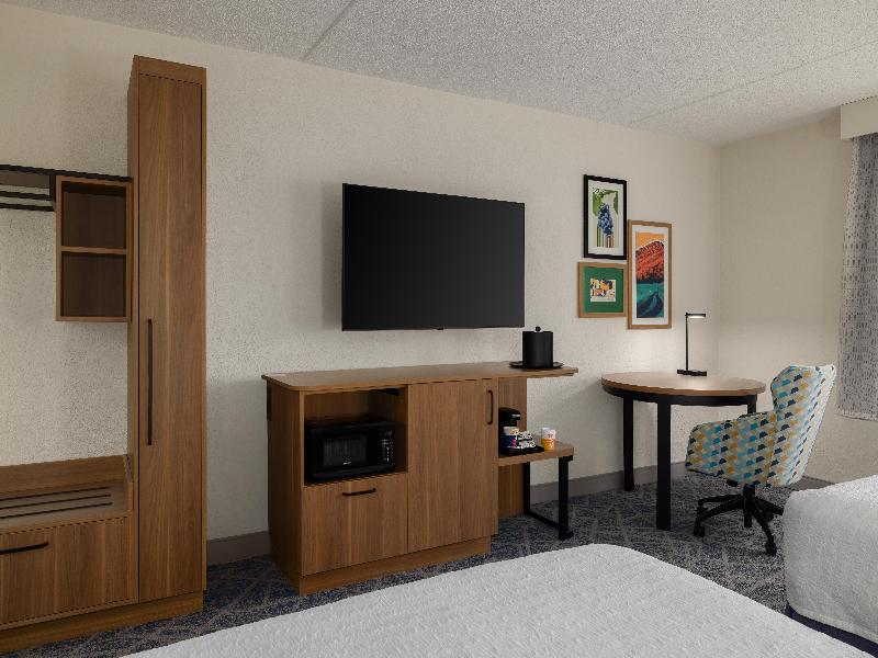 Hampton Inn Washington-Dulles Int'l Airport South image