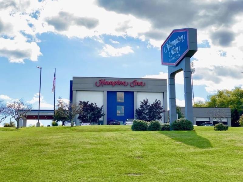 Hampton Inn Danville, KY photo 2