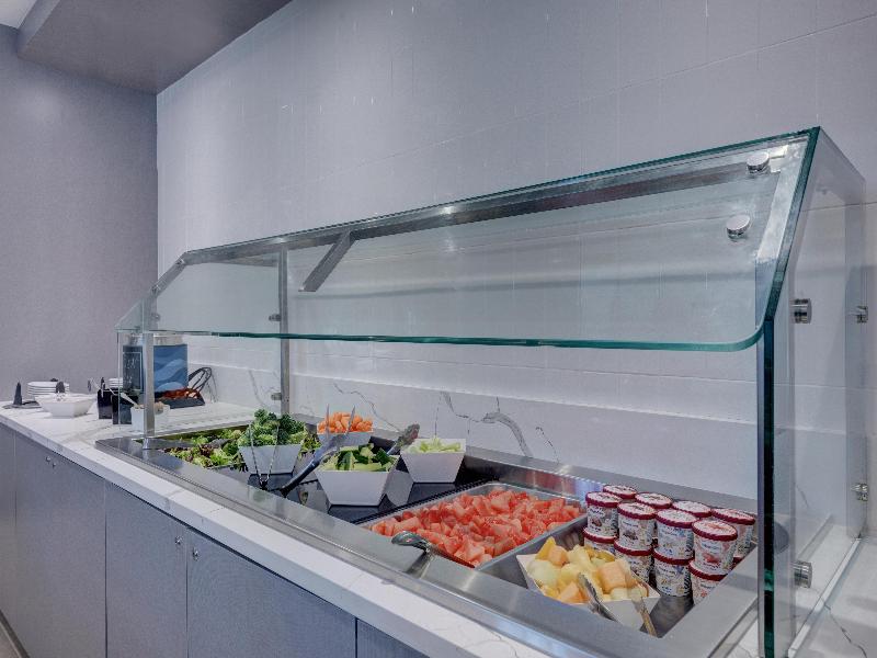Homewood Suites by Hilton Anaheim-Main Gate Area image