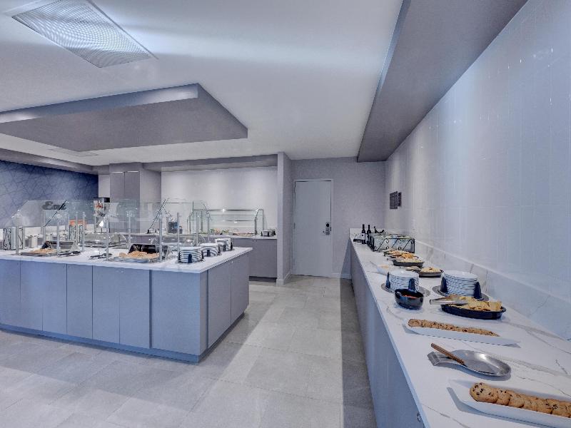 Homewood Suites by Hilton Anaheim-Main Gate Area image