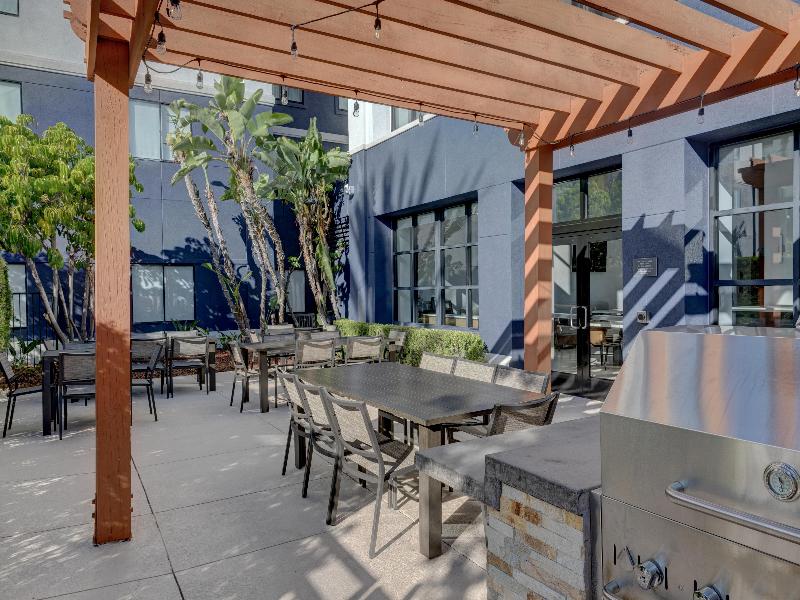 Homewood Suites by Hilton Anaheim-Main Gate Area image