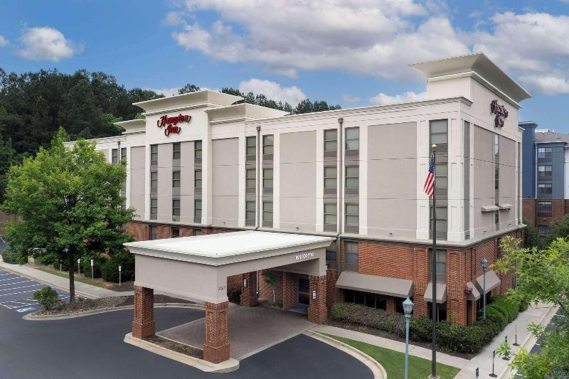 Hampton Inn Atlanta-Mall Of Georgia image