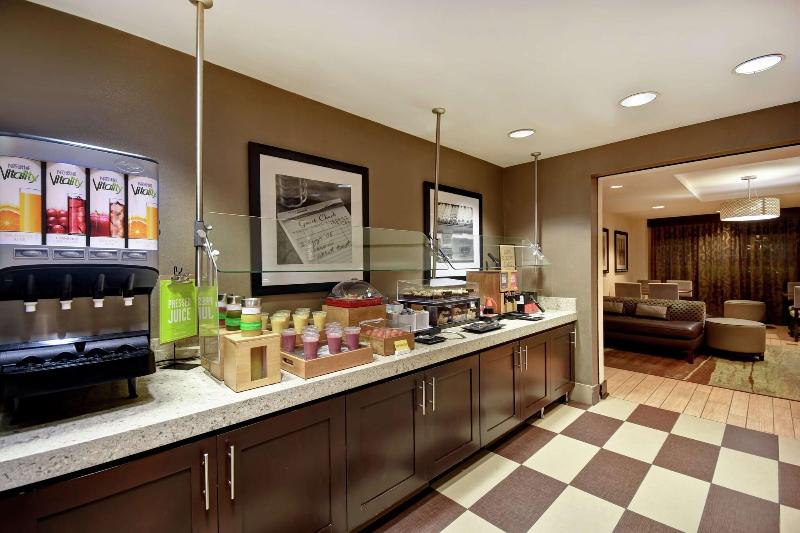 Hampton Inn Atlanta-Mall Of Georgia image