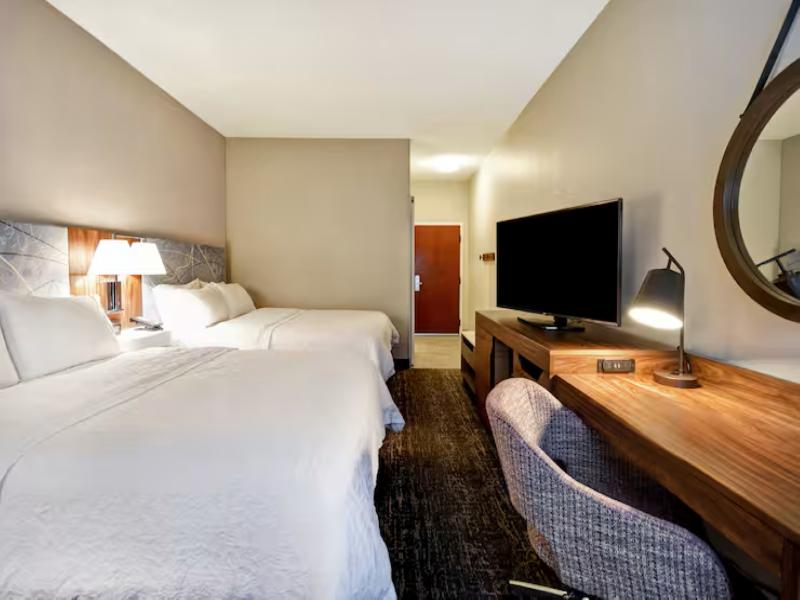 Hampton Inn Atlanta-Mall Of Georgia image