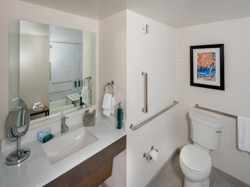 Doubletree By Hilton Hotel Oak Ridge-Knoxville image