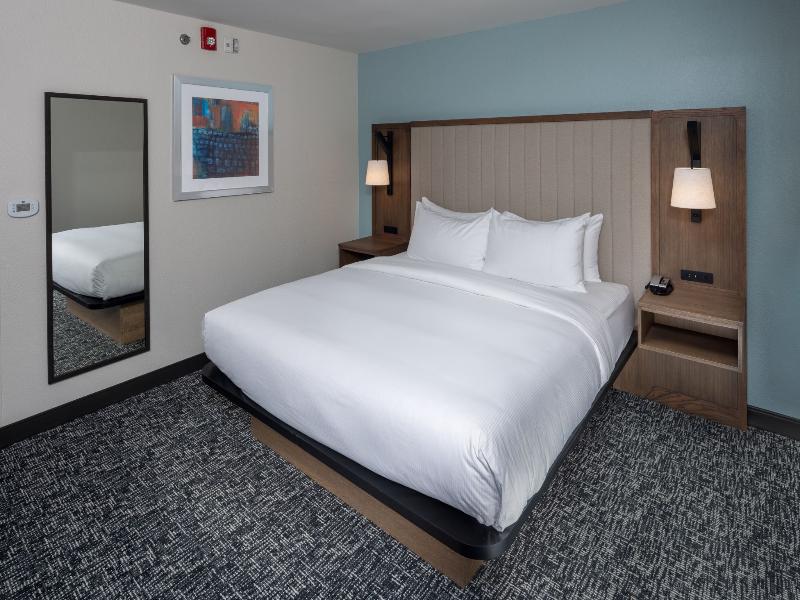 Doubletree By Hilton Hotel Oak Ridge-Knoxville image