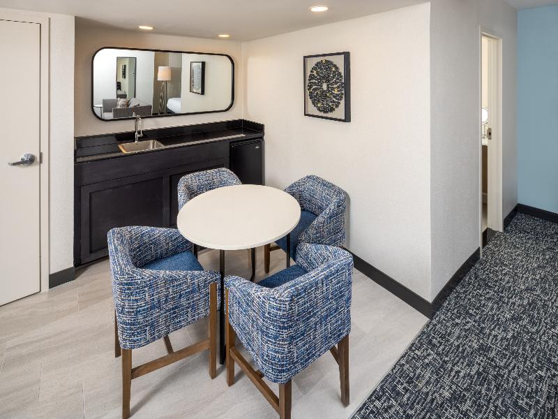 Doubletree By Hilton Hotel Oak Ridge-Knoxville image
