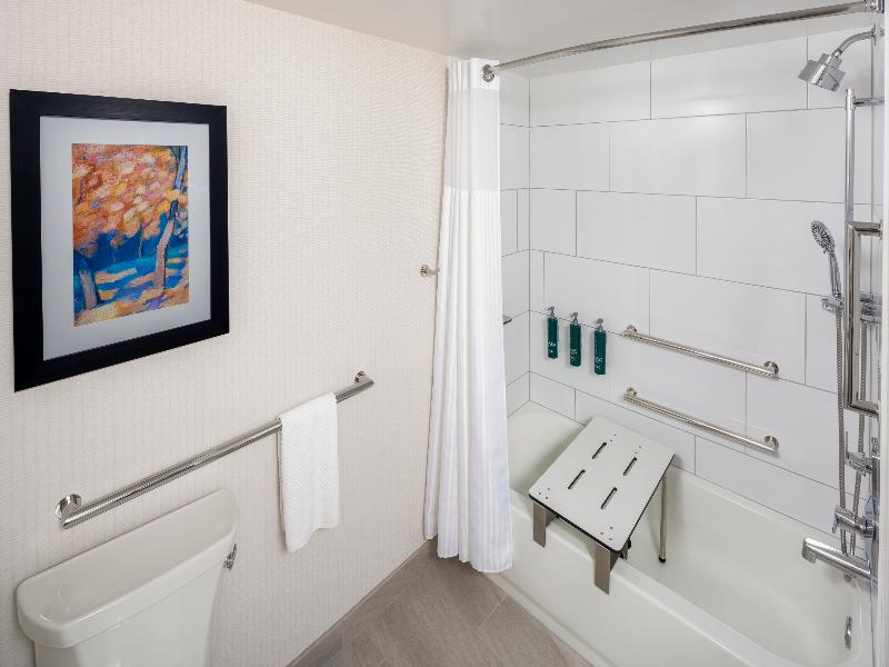 Doubletree By Hilton Hotel Oak Ridge-Knoxville image