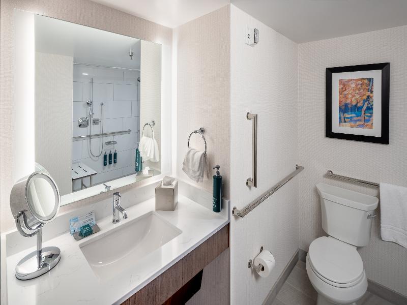 Doubletree By Hilton Hotel Oak Ridge-Knoxville image