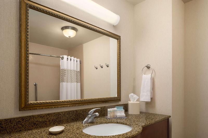 Hampton Inn Belle Vernon image