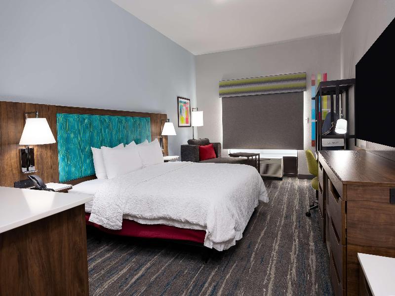 Hampton Inn & Suites By Hilton Alpharetta Roswell image