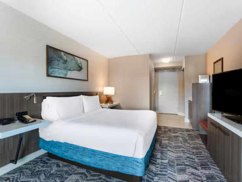 Hilton Garden Inn Islip MacArthur Airport image
