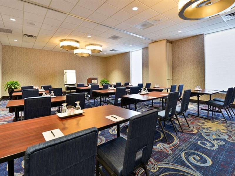 Hotel Belvoir Springfield image