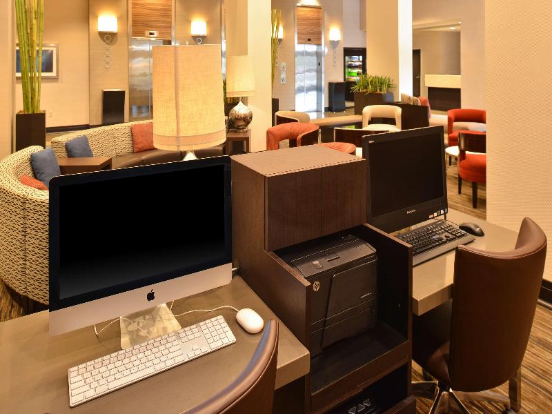 Hotel Belvoir Springfield image