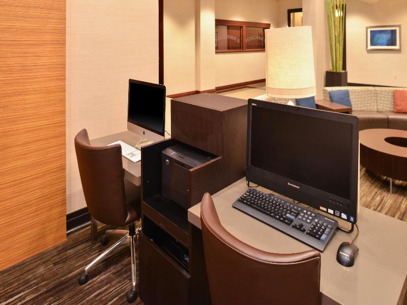 Hotel Belvoir Springfield image