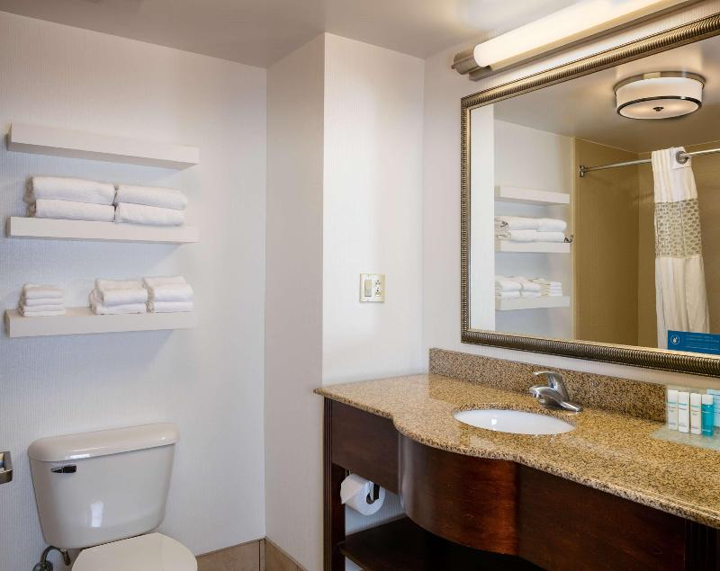 Hampton Inn Mitchell image