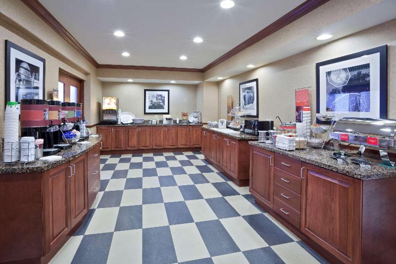 Hampton Inn Mitchell image