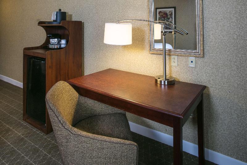 Hampton Inn Mitchell image